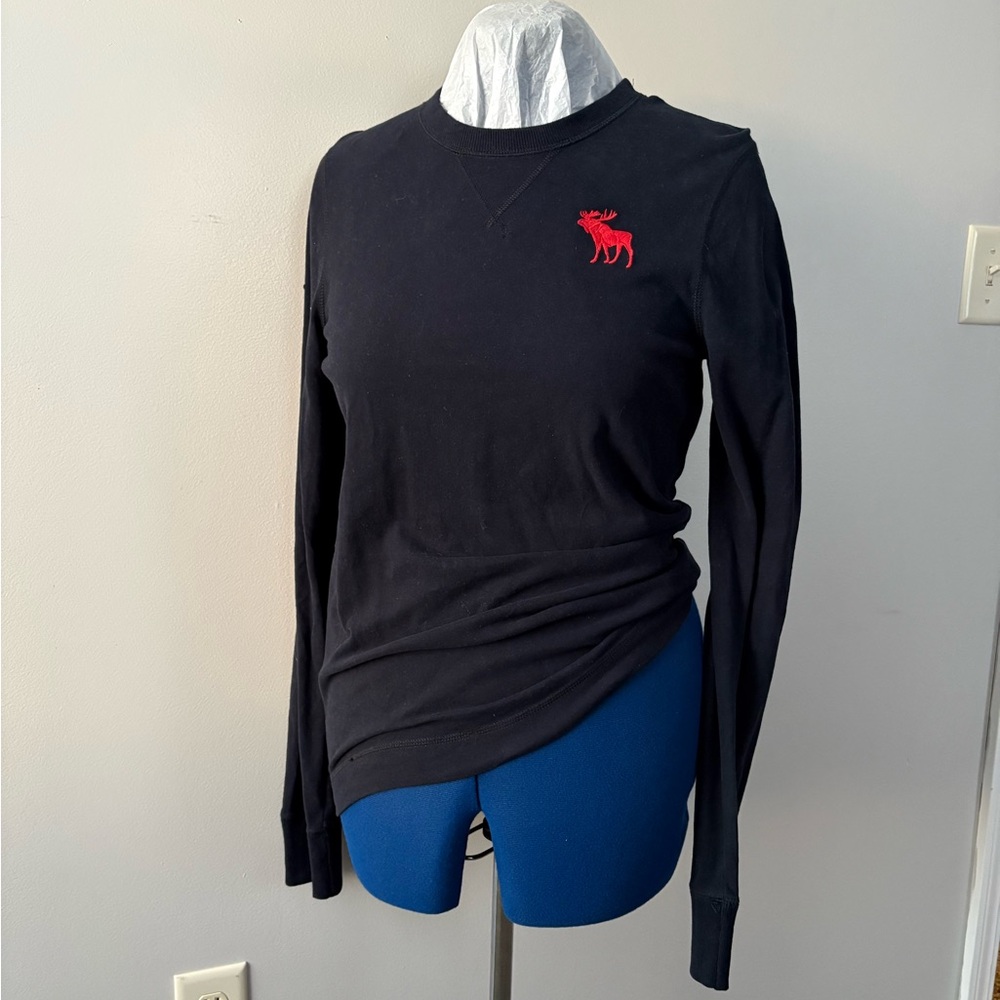 Abercrombie & Fitch Navy Long Sleeve Light weight sweatshirt with Red Logo
